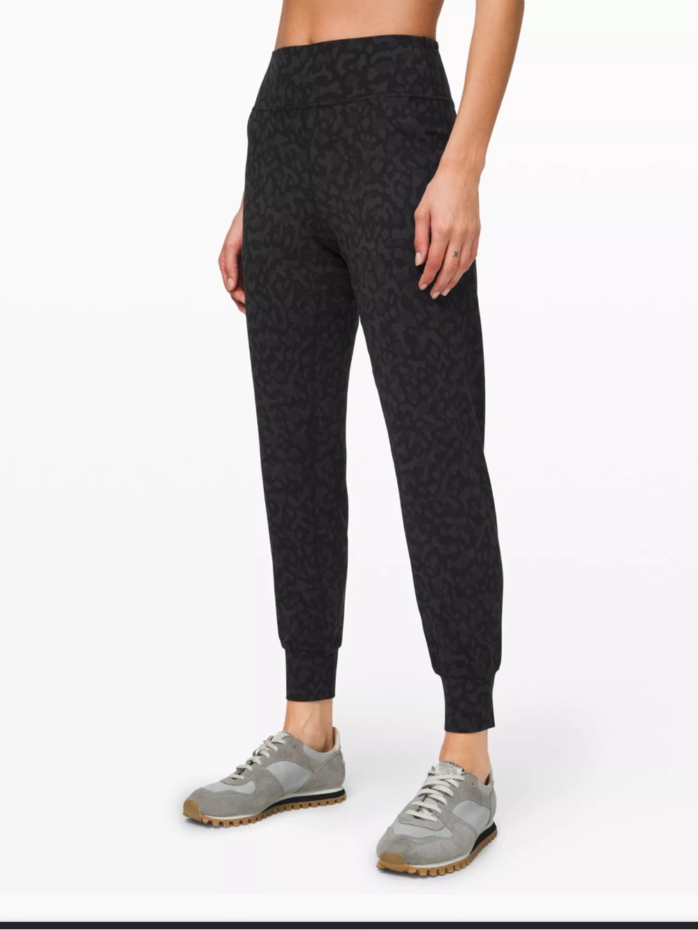 lululemon align joggers size 6 cheetah leapard print